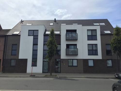 Bouwen van een meergezinswoning met 16 appartementen